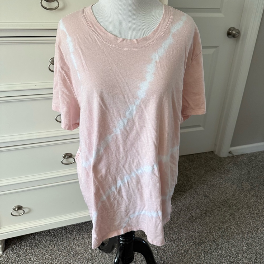 Athleta Light Pink Tie-Dye Short Sleeve Tee